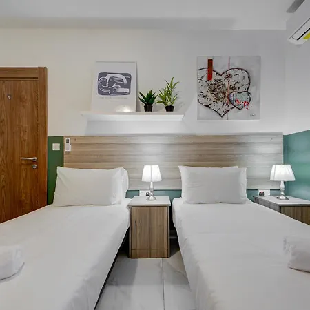 Coastal Charm In Opposite ! Apartamento *