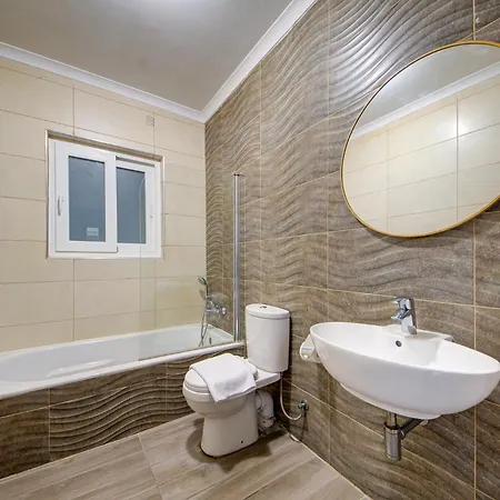 Coastal Charm In Opposite ! Apartamento *