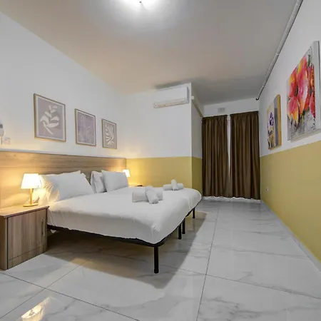 Coastal Charm In Opposite ! Apartamento