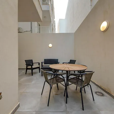 Apartamento Coastal Charm In Opposite ! Marsaskala