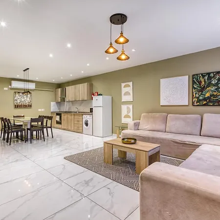 Coastal Charm In Opposite ! Apartamento *