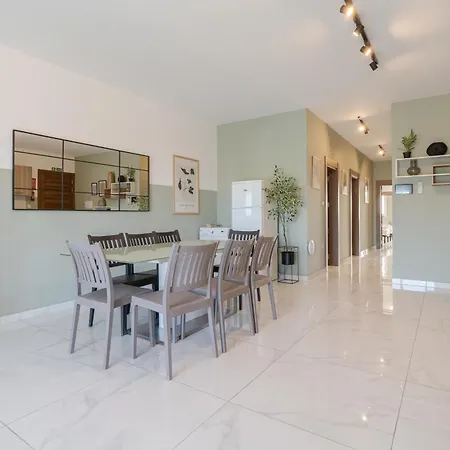 Coastal Charm In Opposite ! * Marsaskala