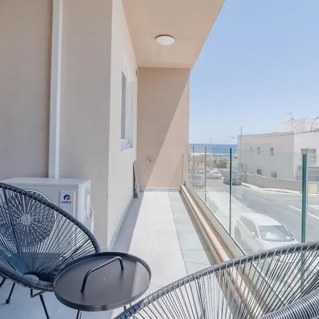 Coastal Charm In Opposite ! Apartamento *