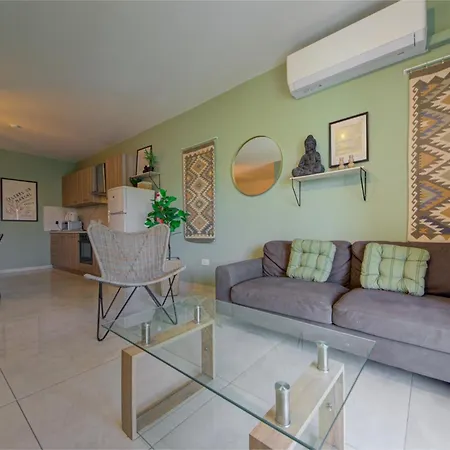 Apartamento Coastal Charm In Opposite ! *